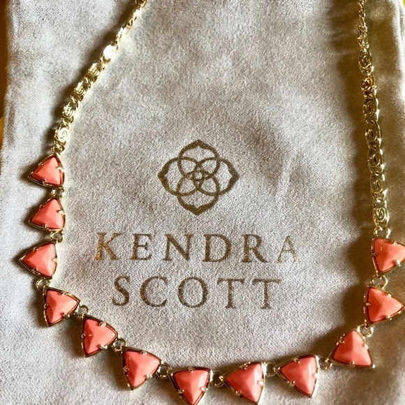 Kendra Scott coral stone gold necklace - Picture 2 of 3
